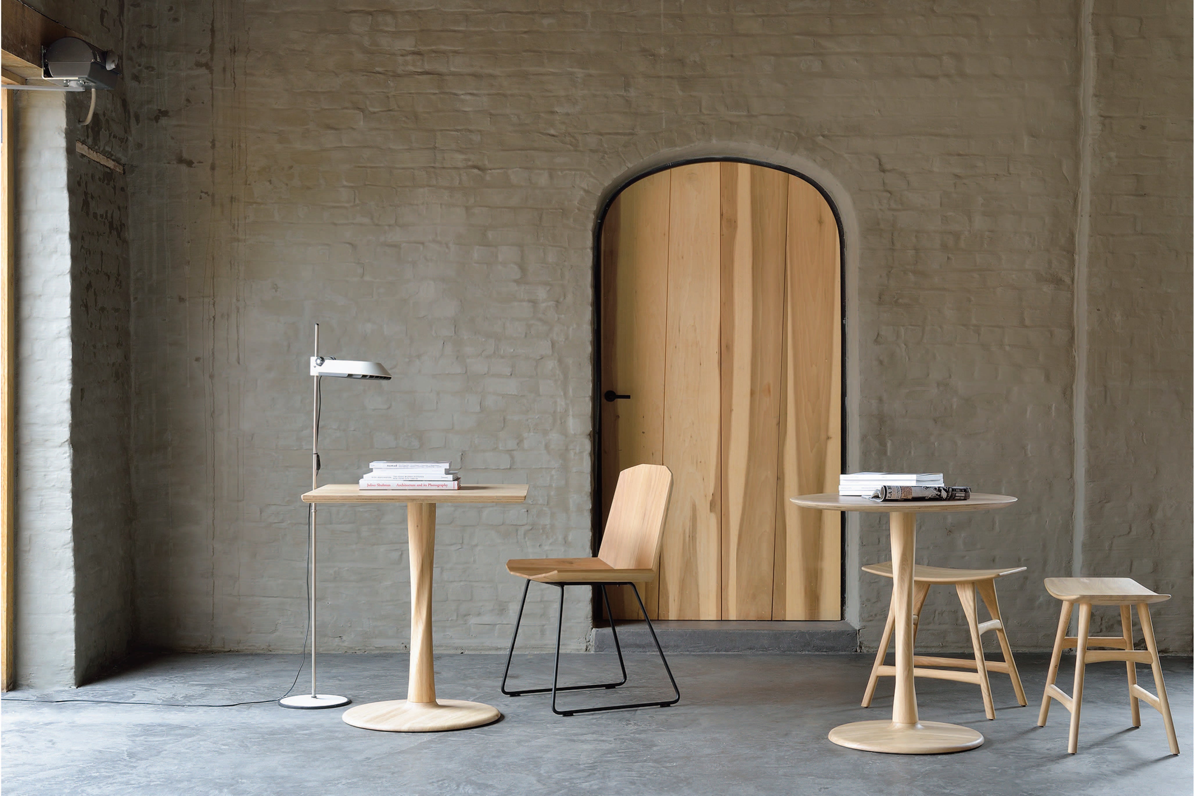 比利時原裝進口實木傢俬 - 餐桌系列 - Torsion系列圓形橡木餐桌