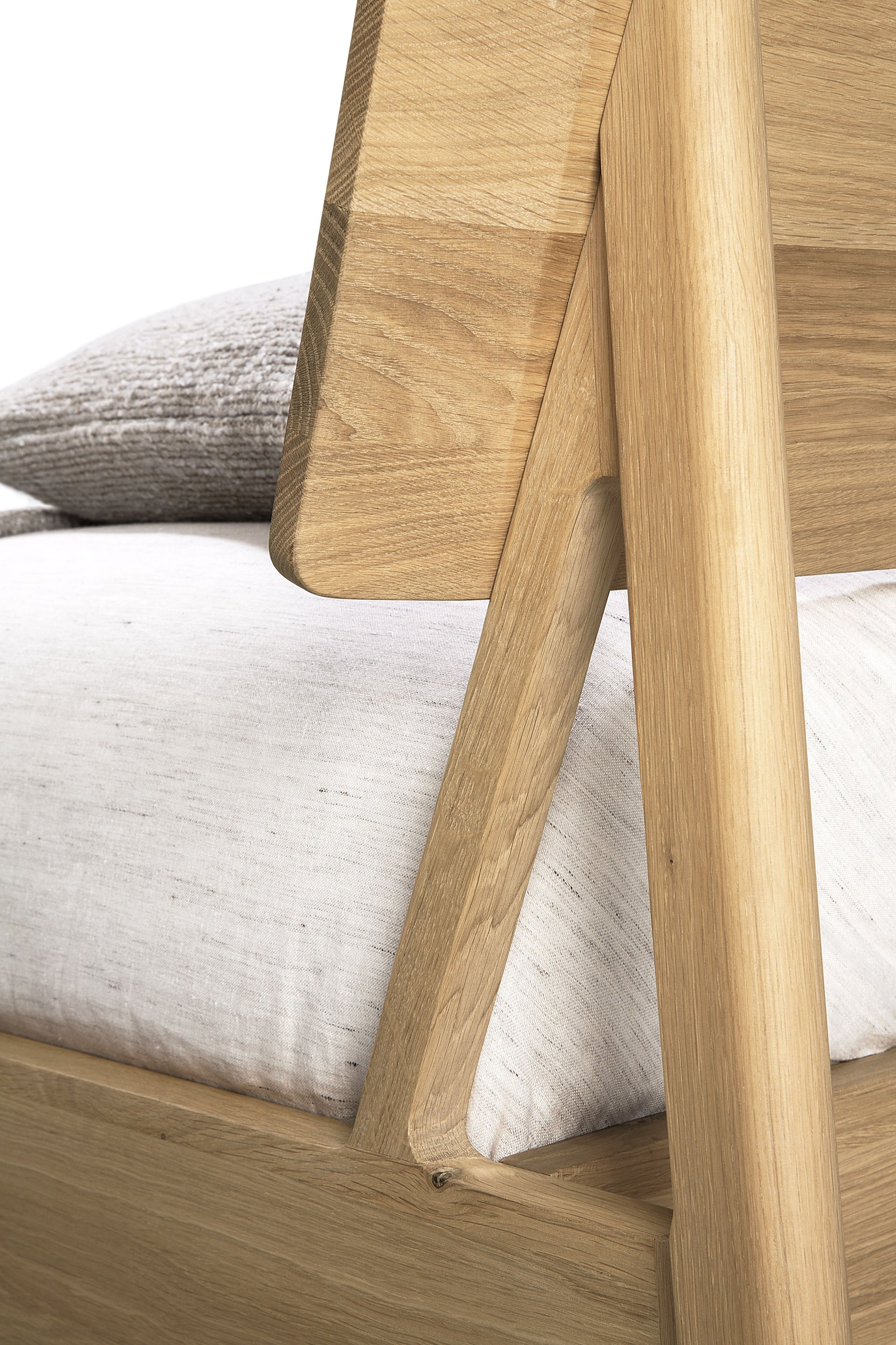 比利時原裝進口實木傢俬 - 臥室系列 - Air系列橡木床